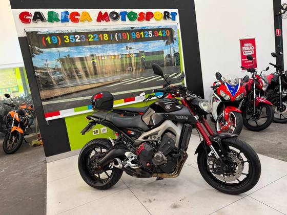 YAMAHA MT-09 YAMAHA MT-09